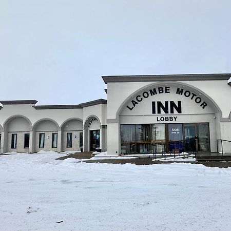 Lacombe Motor Inn Bagian luar foto